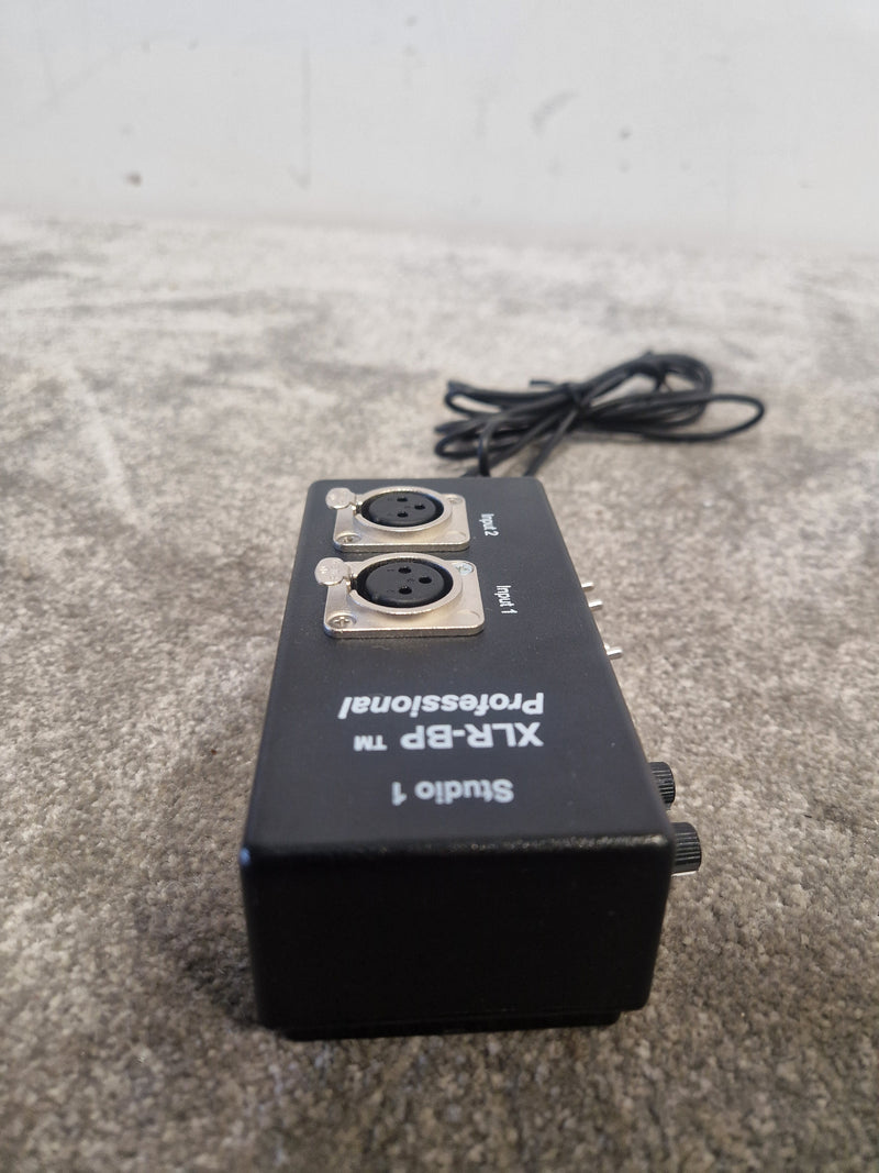 Studio 1 XLR-BP Professional - Audio Breakout Box - Black - Excellent - image 11