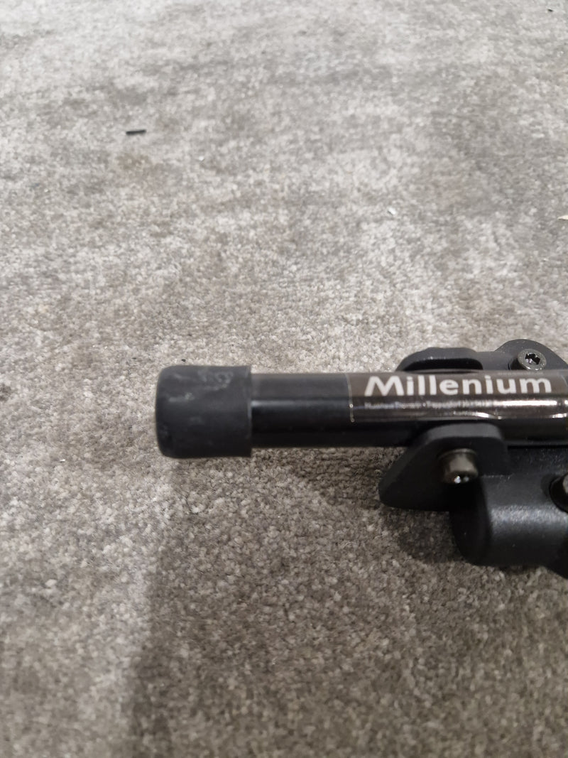 Millenium DS-10 - Excellent w/ Original Box - image 9