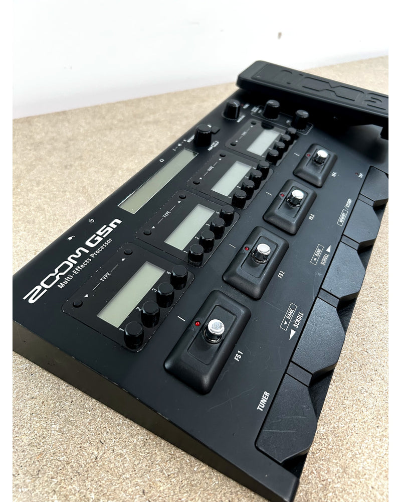 Zoom G5n - Multi-Effects Pedal - Very Good - image 2