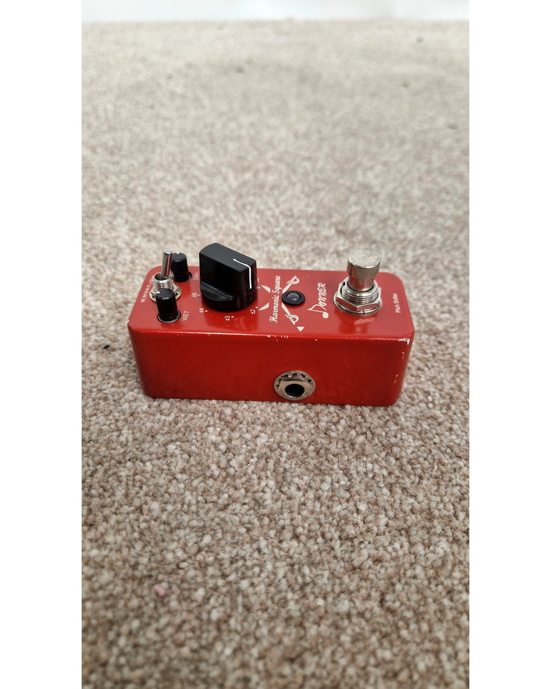 Donner Octave Guitar Pedal, Harmonic Square Digital Octave Mini Pedal Pitch Shifter 7 Shift Types 3 Tone Modes Sharp Detune Flat, True Bypass - Good - image 7