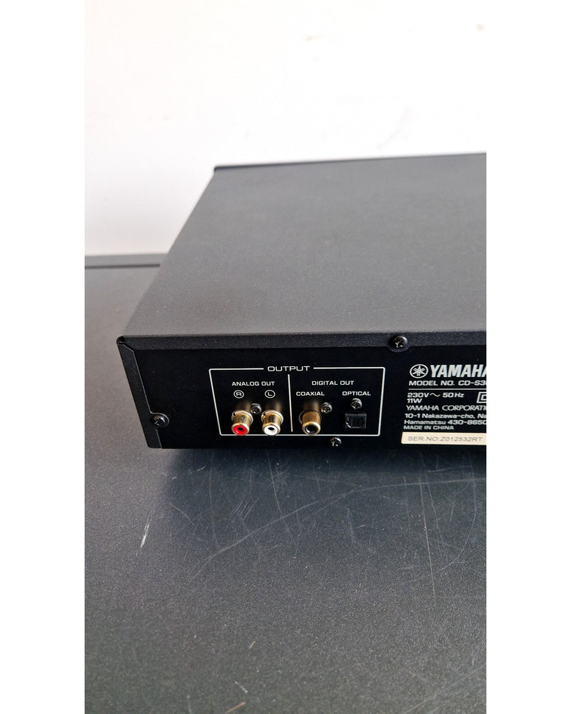 Yamaha CD-S303 - CD Player - Excellent w/ Original Box - image 13