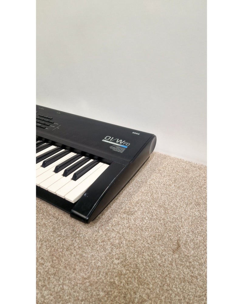 Korg 01/WFD - Synthesizer Keyboards - Black - Good - image 8
