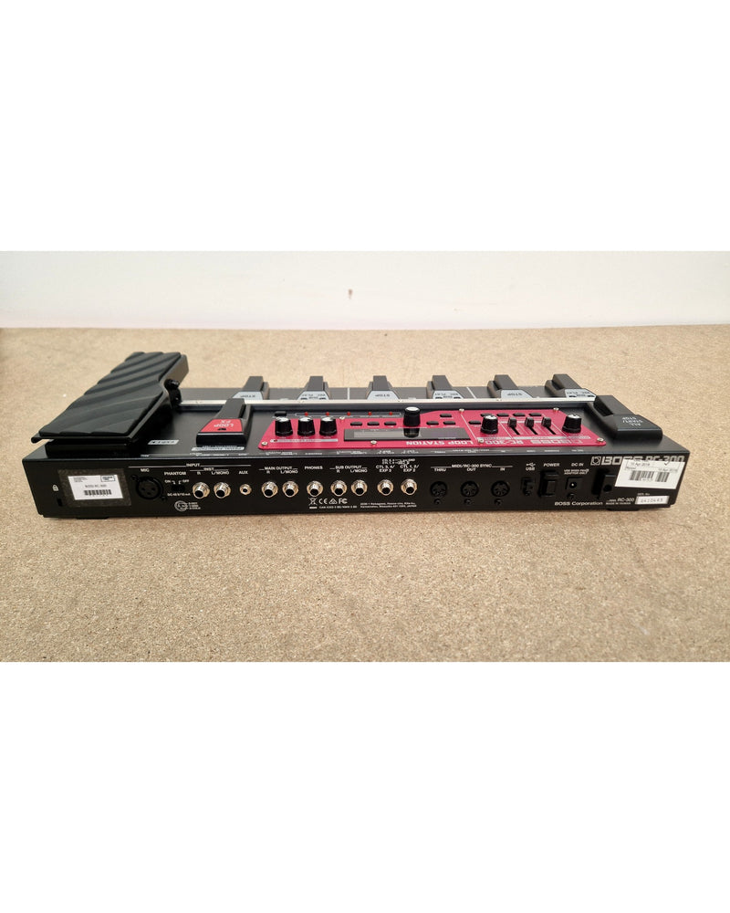 Boss RC-300 - Multi-Effects Pedal - Excellent w/ Soft Case & power supply - image 10
