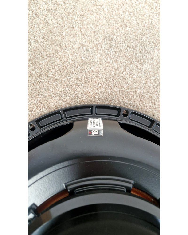 Eighteen Model:12NMB1000 - PA Speakers - Like New w/ Original Box - image 8