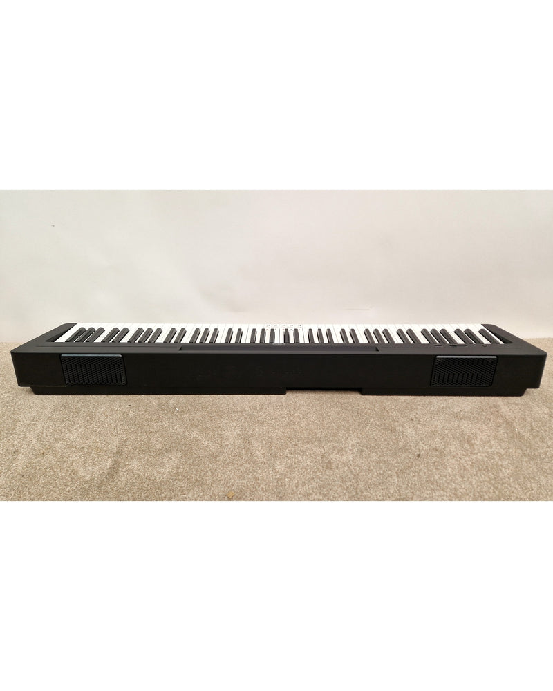 Yamaha P-145 - Digital Piano - Excellent w/ Power Supply, Manuals, sustain pedal - image 10