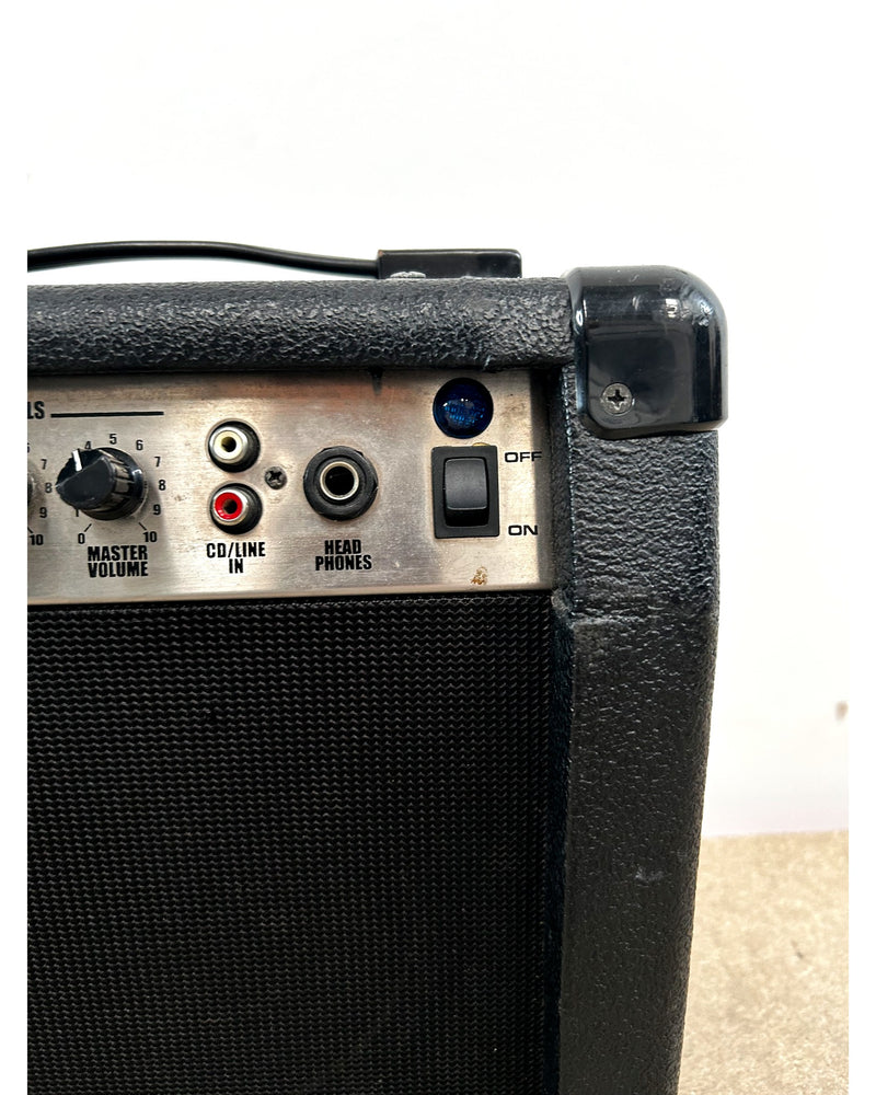 EFM CG10 - Guitar Amplifier - Fair - image 3