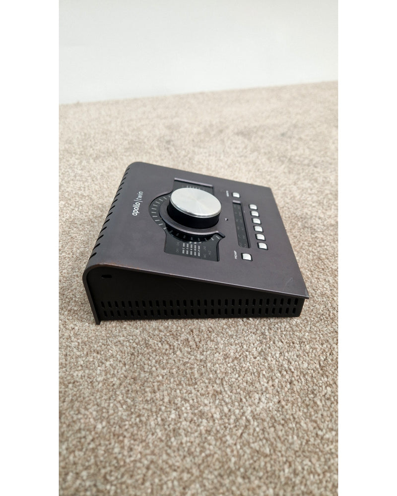 Universal Apollo Twin mkII DUO - Audio Interface - Excellent w/ Original Box - image 6