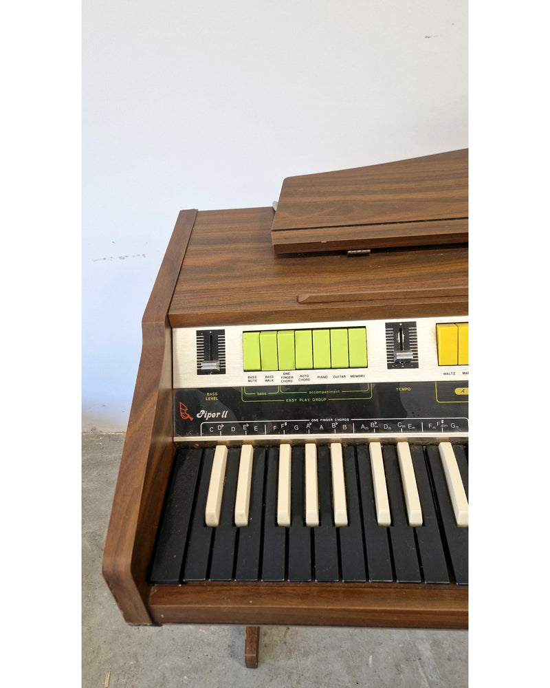 Hammond Piper II - Electronic Organ - Fair - image 8