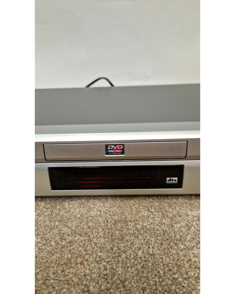 Hitachi DV-P305E - Media Player - Excellent w/ Original Box - image 3