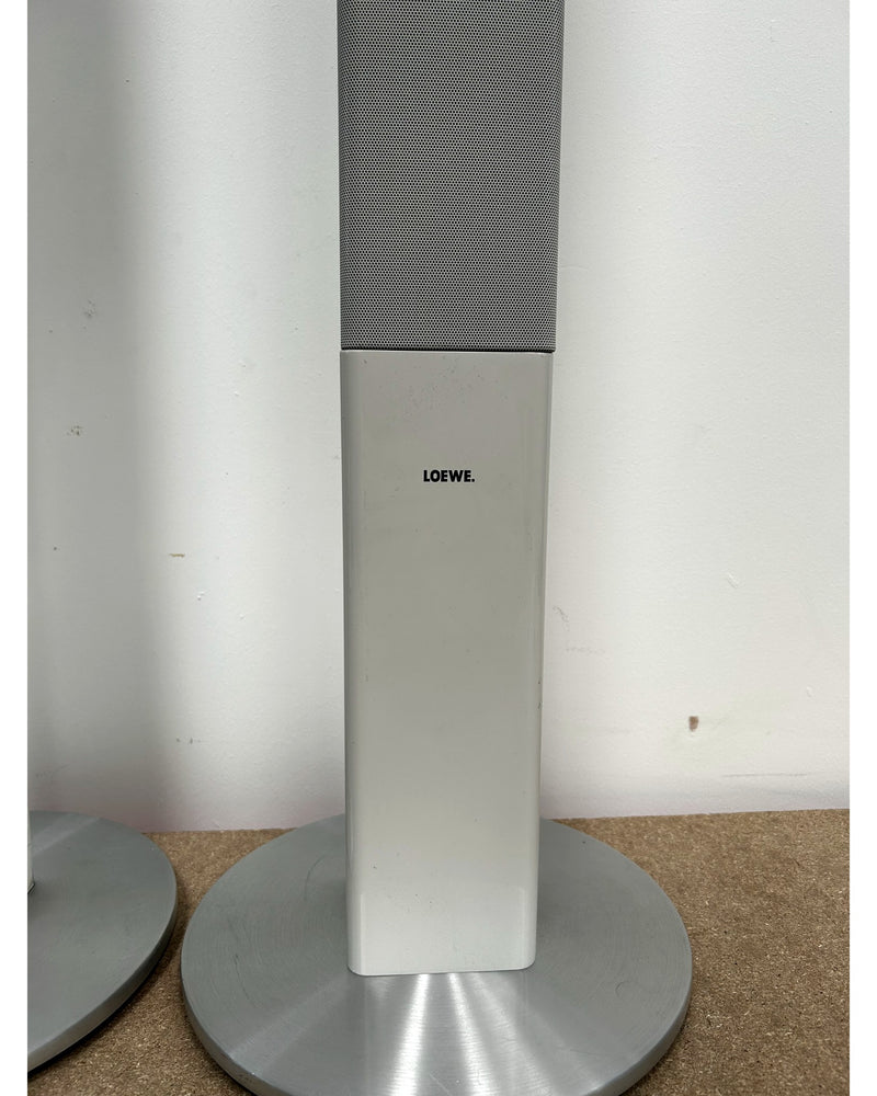 Loewe S1 Floor Standing Speaker - Pair - White - Excellent w/ stands - image 3