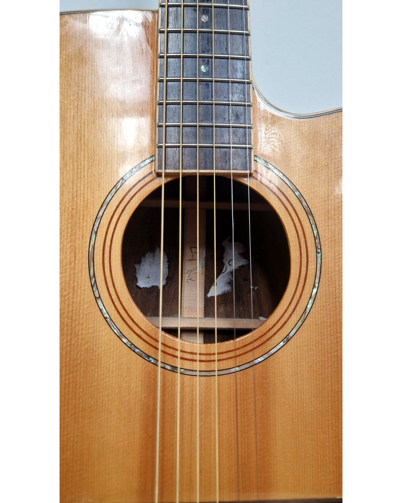Levin Custom W32 Series - Single Cutaway - Natural - Very Good w/ Hard Case - image 3