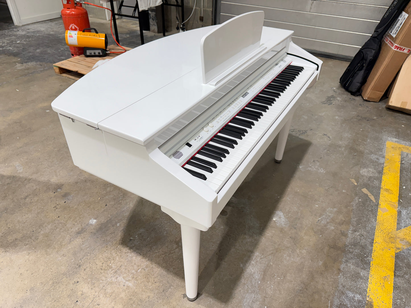 Gear4Music Grand Digital Piano - Model GDP-200 - Gloss White RRP £1349