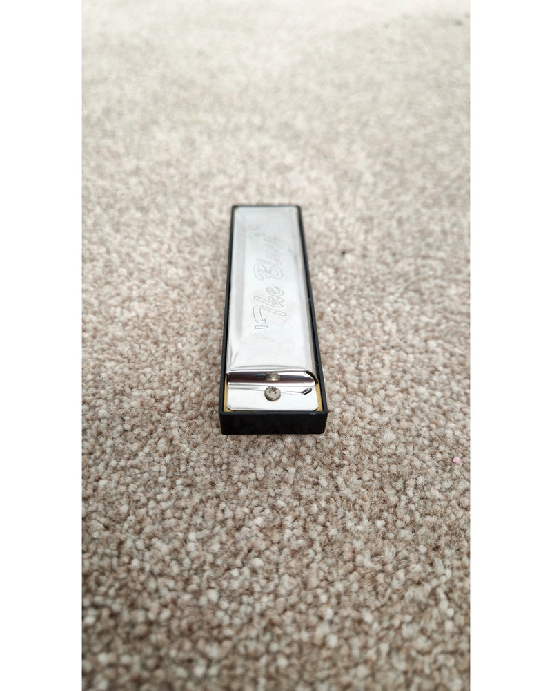 JHS The Blues Harmonica Key A - Like New w/ Hard Case - image 7