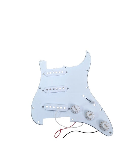St Pick-guard - White - Excellent