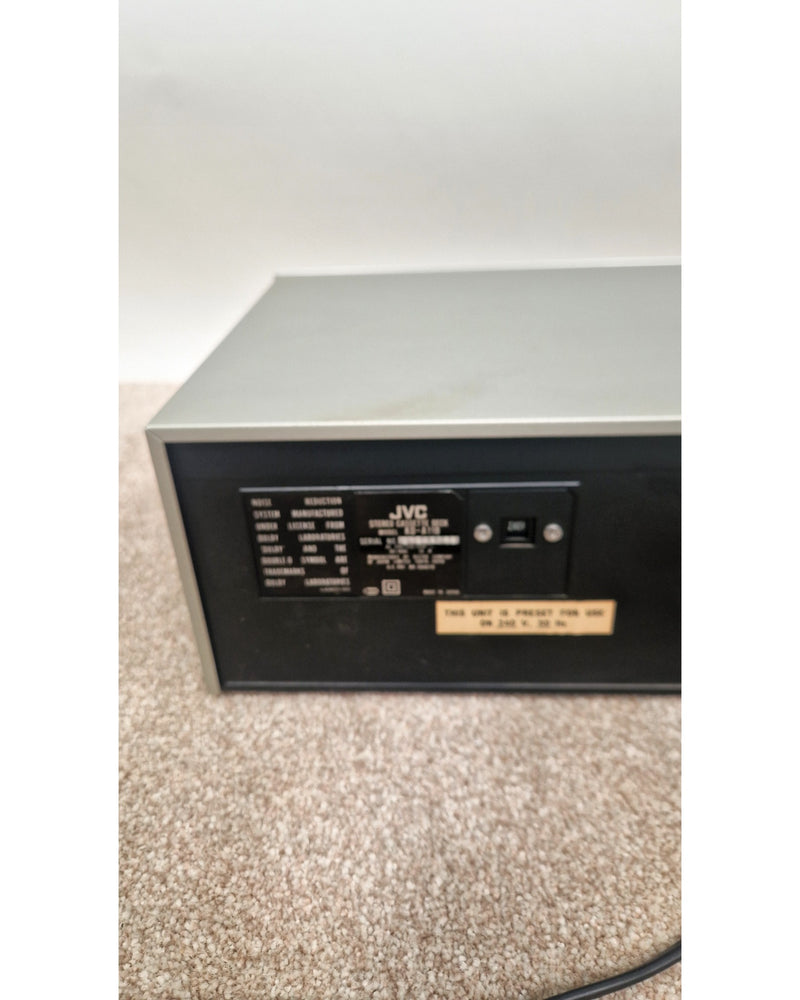 JVC KD-A11B - Excellent - image 12