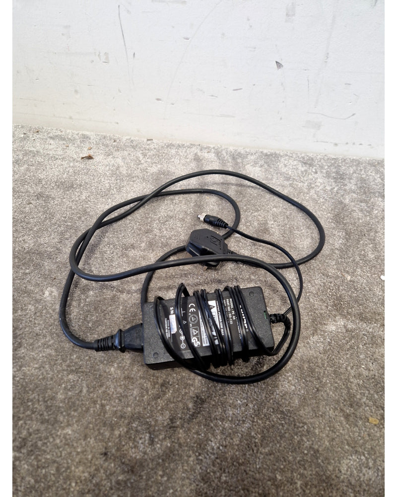 Shure ULPX4 Radio 829-865mhz + belt Pack - Microphone System - Excellent w/ Power supply - image 15