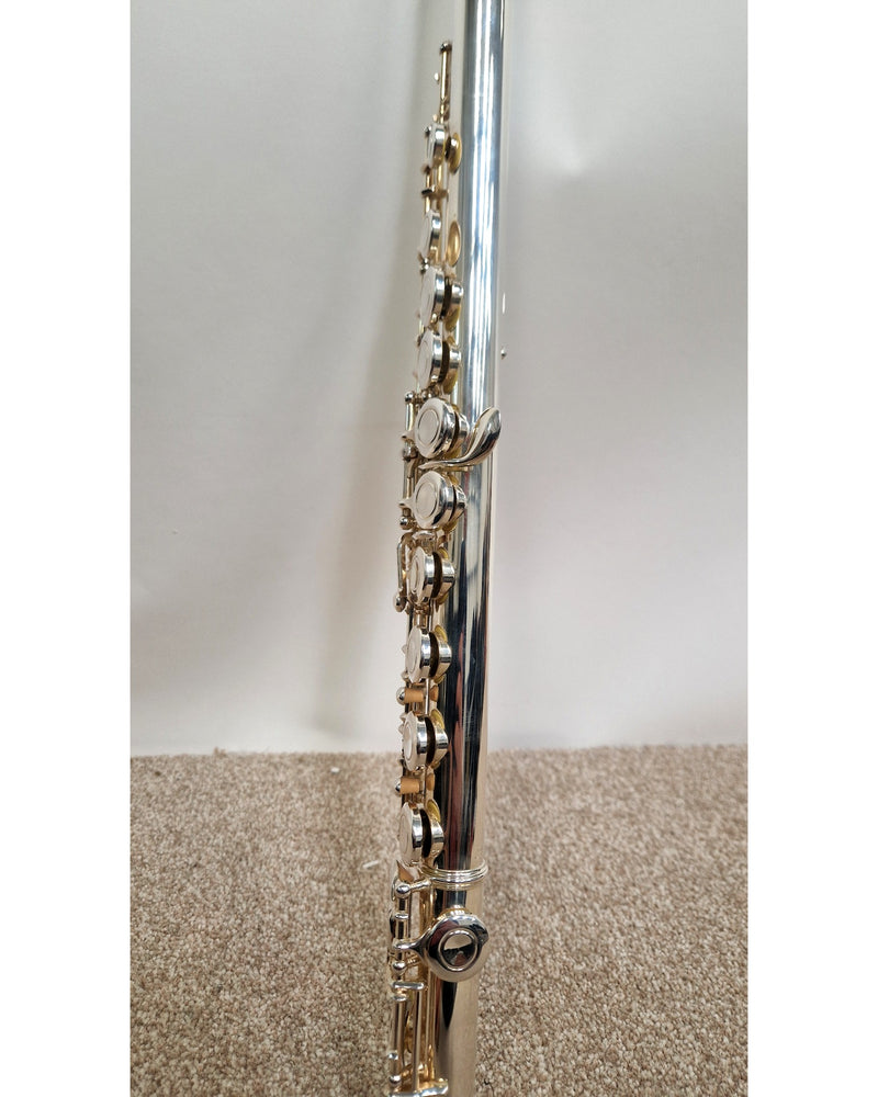 Yamaha YFL211Ull Curved Head Flute - Excellent w/ Hard Case & Soft Case - image 12