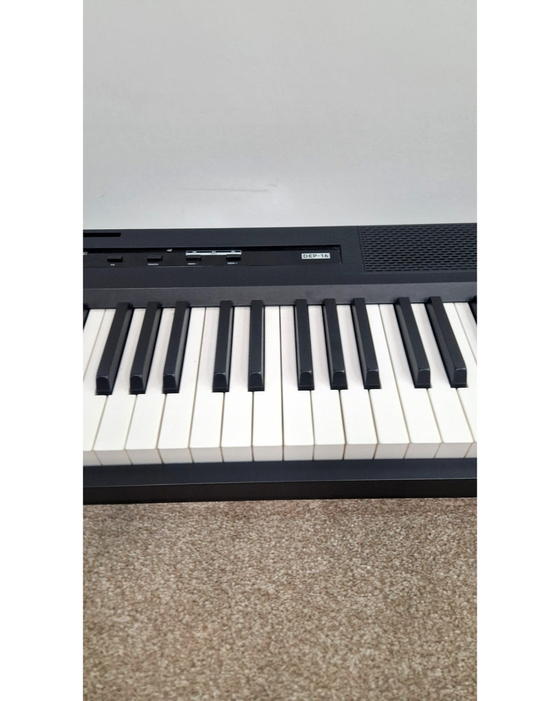Donner DEP-16A - Like New w/ stand & Power Supply - image 3