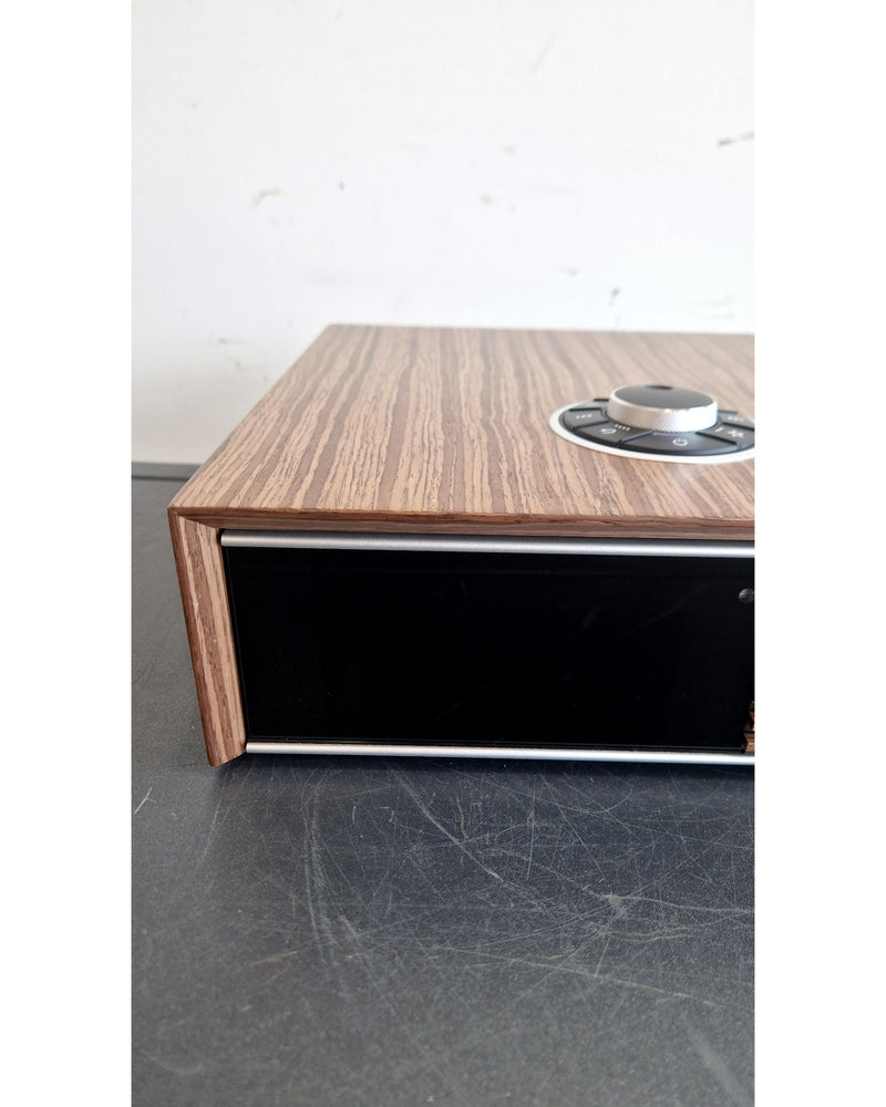 Ruark R610 - Hi-Fi - Walnut - Like New w/ Original Box & Soft Case - image 9