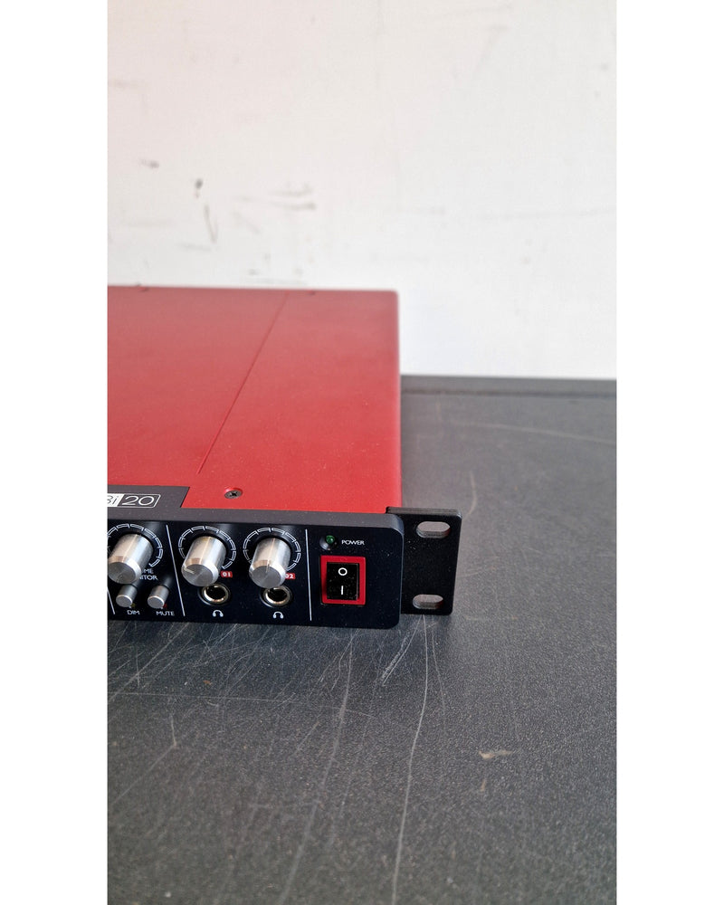 Scarlet 18i 20 - Audio Interface - Excellent w/ Original Box - image 9
