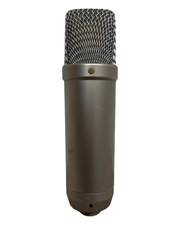 Rode NT1-A - Condenser Microphone - Good w/ Soft Case