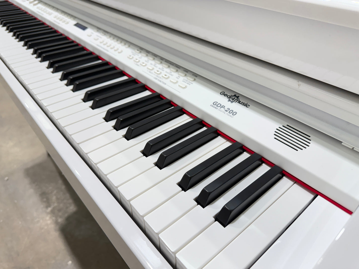 Gear4Music Grand Digital Piano - Model GDP-200 - Gloss White RRP £1349