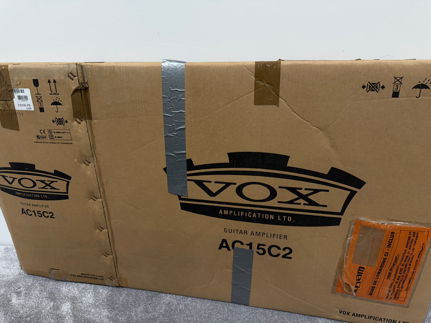 Vox AC15C2 Custom 2-Channel Guitar Amplifier - Combo Amp - w/ Original Box