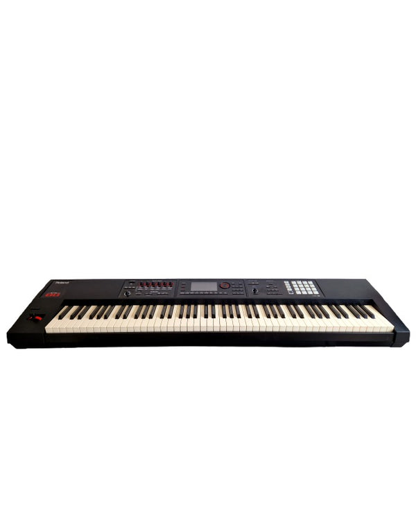 Roland FA-08 - Synthesizer Keyboards - Black - Excellent w/ Power Supply & Original Box
