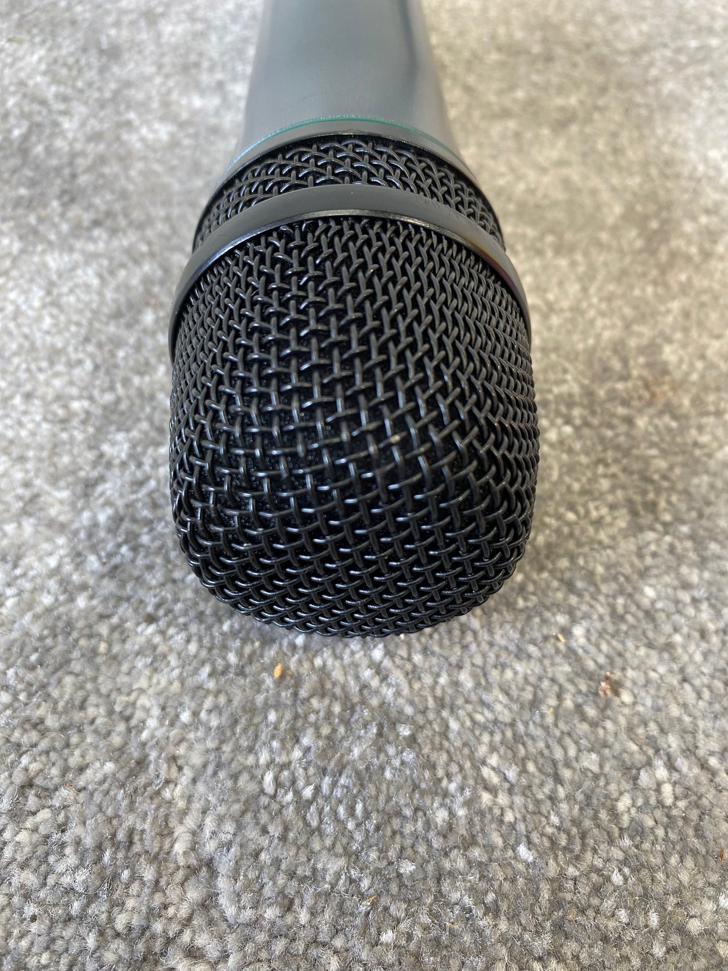 Sennheiser EW500 Microphone – UHF Wireless System, Rackmountable Receiver – Very Good