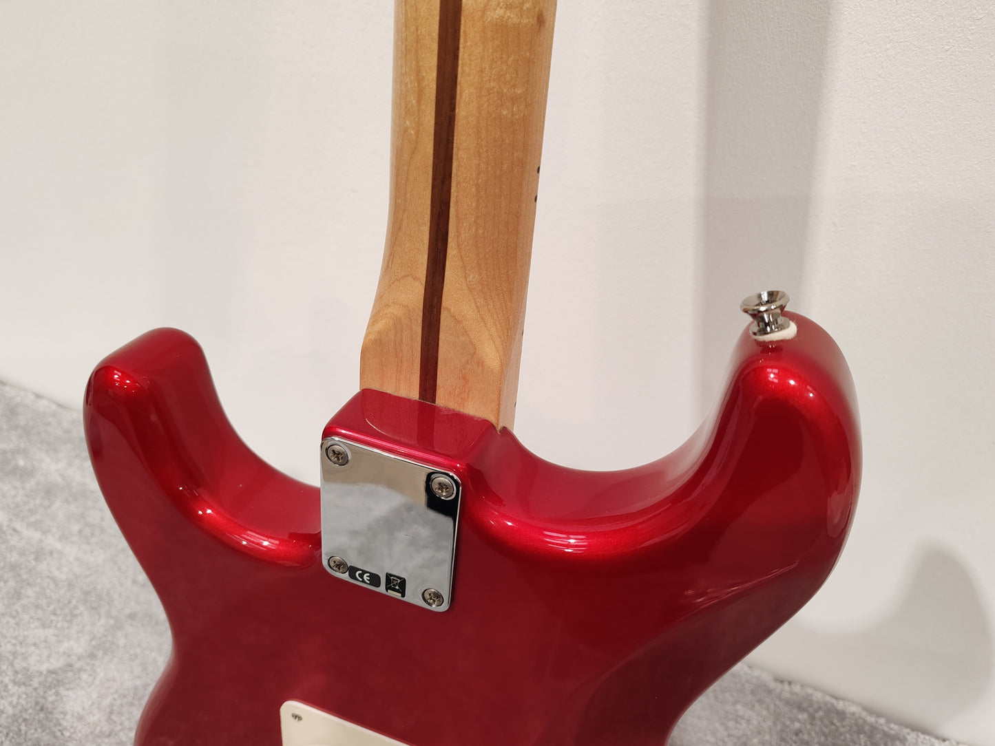 Fender Stratocaster Mexican - MZ6159810 - Chrome Red - 2006