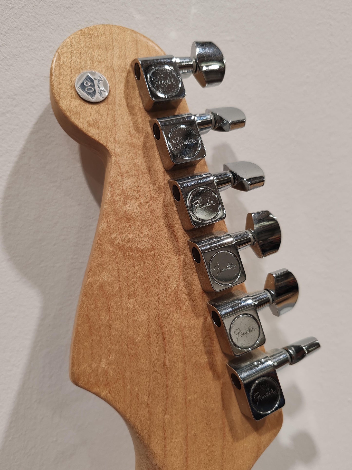 Fender Stratocaster Mexican - MZ6159810 - Chrome Red - 2006