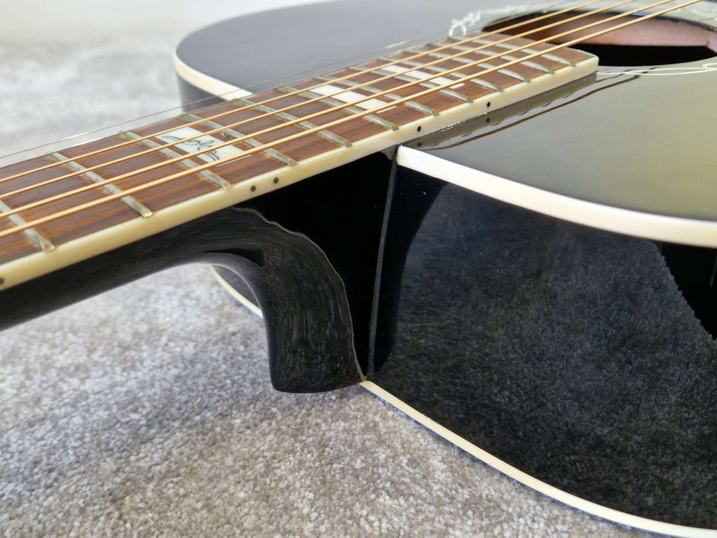 Peavey Jack Daniels Black Acoustic Guitar – Branded Design & Full-Size Dreadnought – Very Good