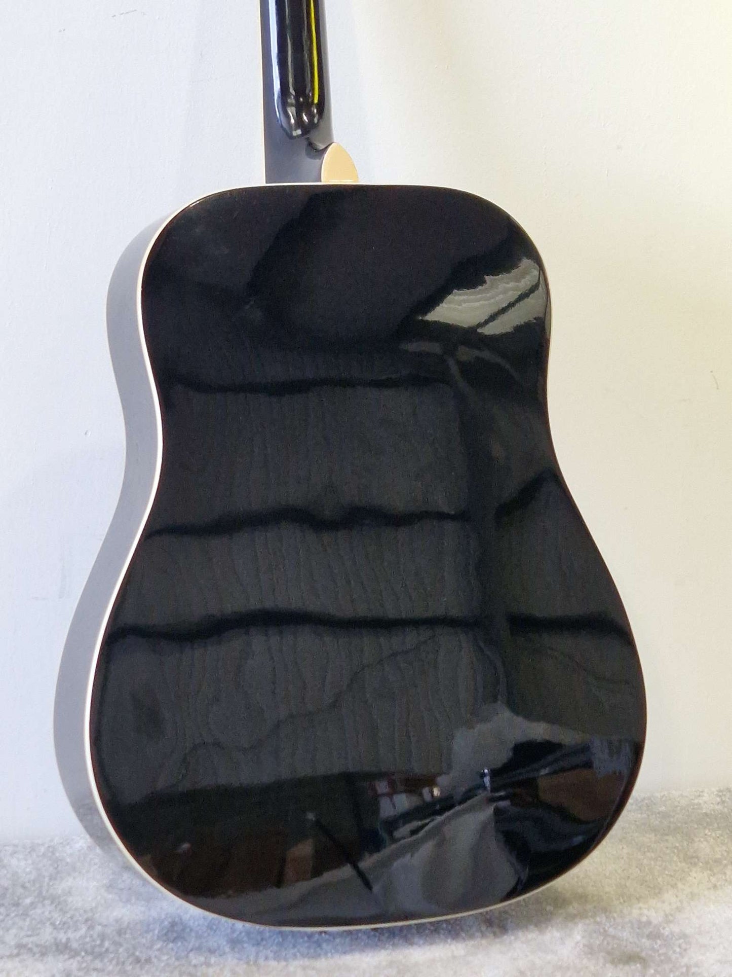 Peavey Jack Daniels Black Acoustic Guitar – Branded Design & Full-Size Dreadnought – Very Good