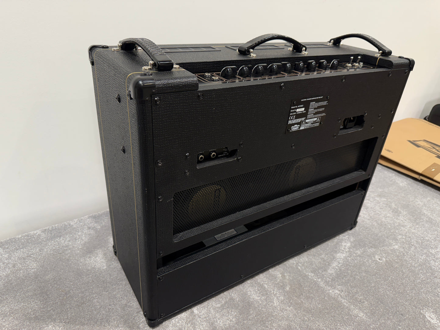 Vox AC15C2 Custom 2-Channel Guitar Amplifier - Combo Amp - w/ Original Box