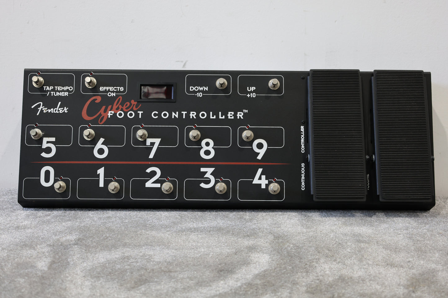 Fender Cyber Foot Controller - PR 521 - Very Good w/ Instructions & Wiring Diagram
