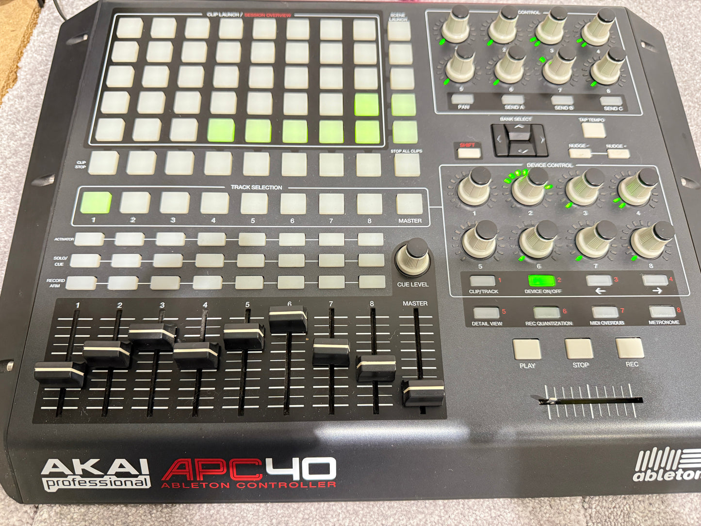 Akai APC40 - Ableton Performance Midi Controller