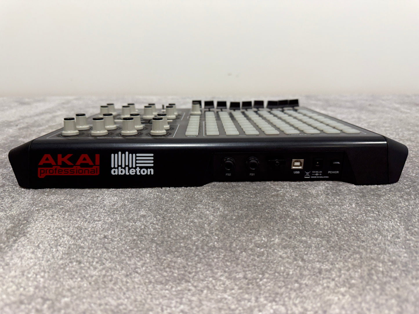 Akai APC40 - Ableton Performance Midi Controller