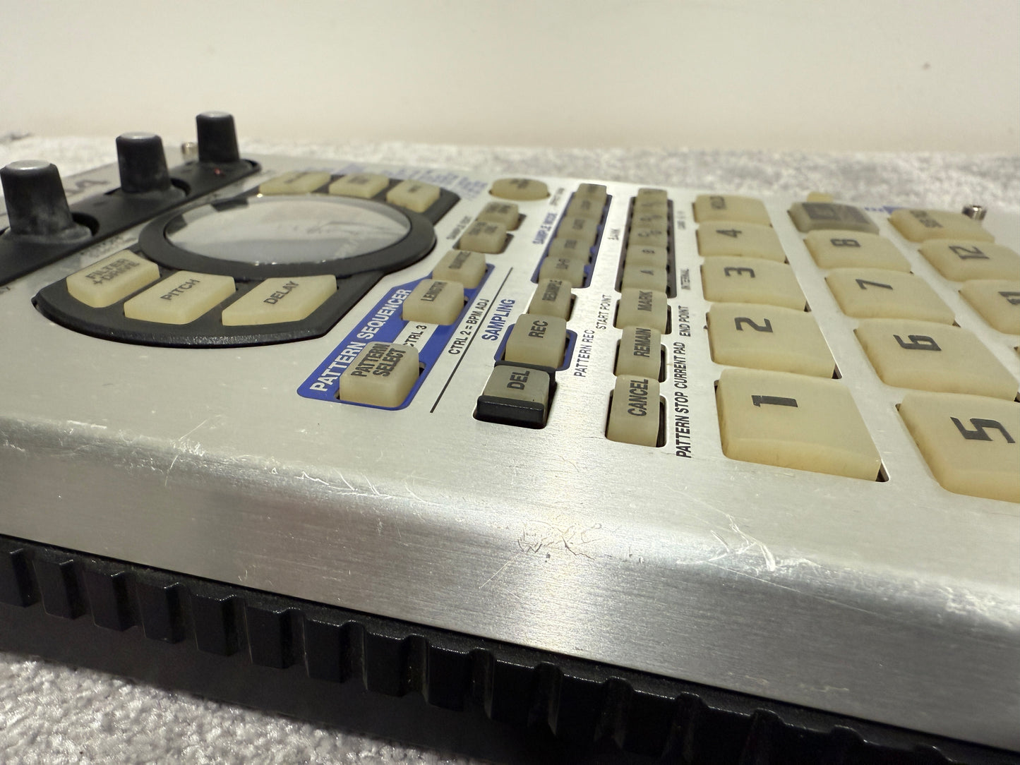 Roland SP-404 (MK1) Electronic Sampler w/ Original Power Supply
