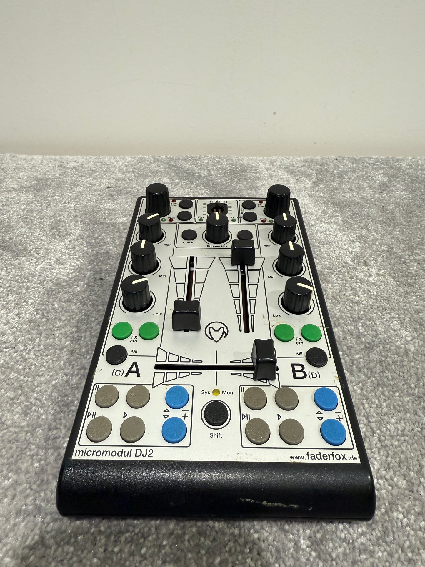 Faderfox Micromodul DJ2 - DJ Controller with Power Supply