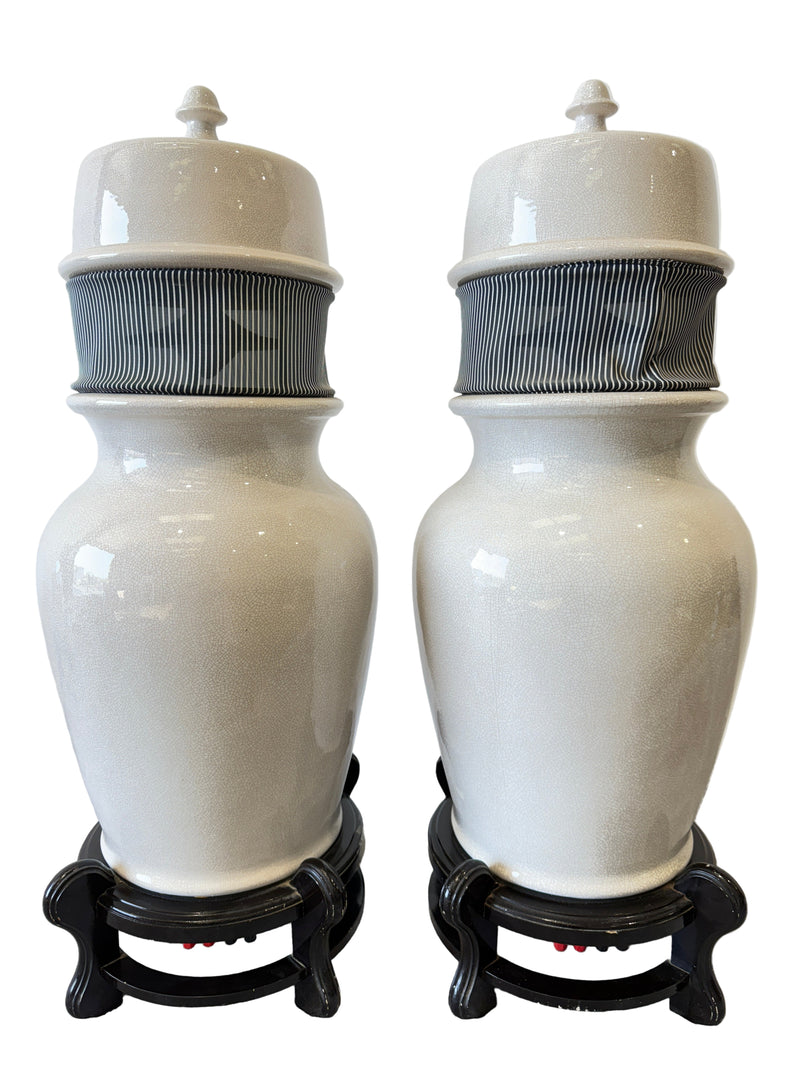 Pearl & Oakley Acoustics - Cerca Range Urn Speakers Pair CLV0456 - Ceramic/Wood Design - Excellent - image 1