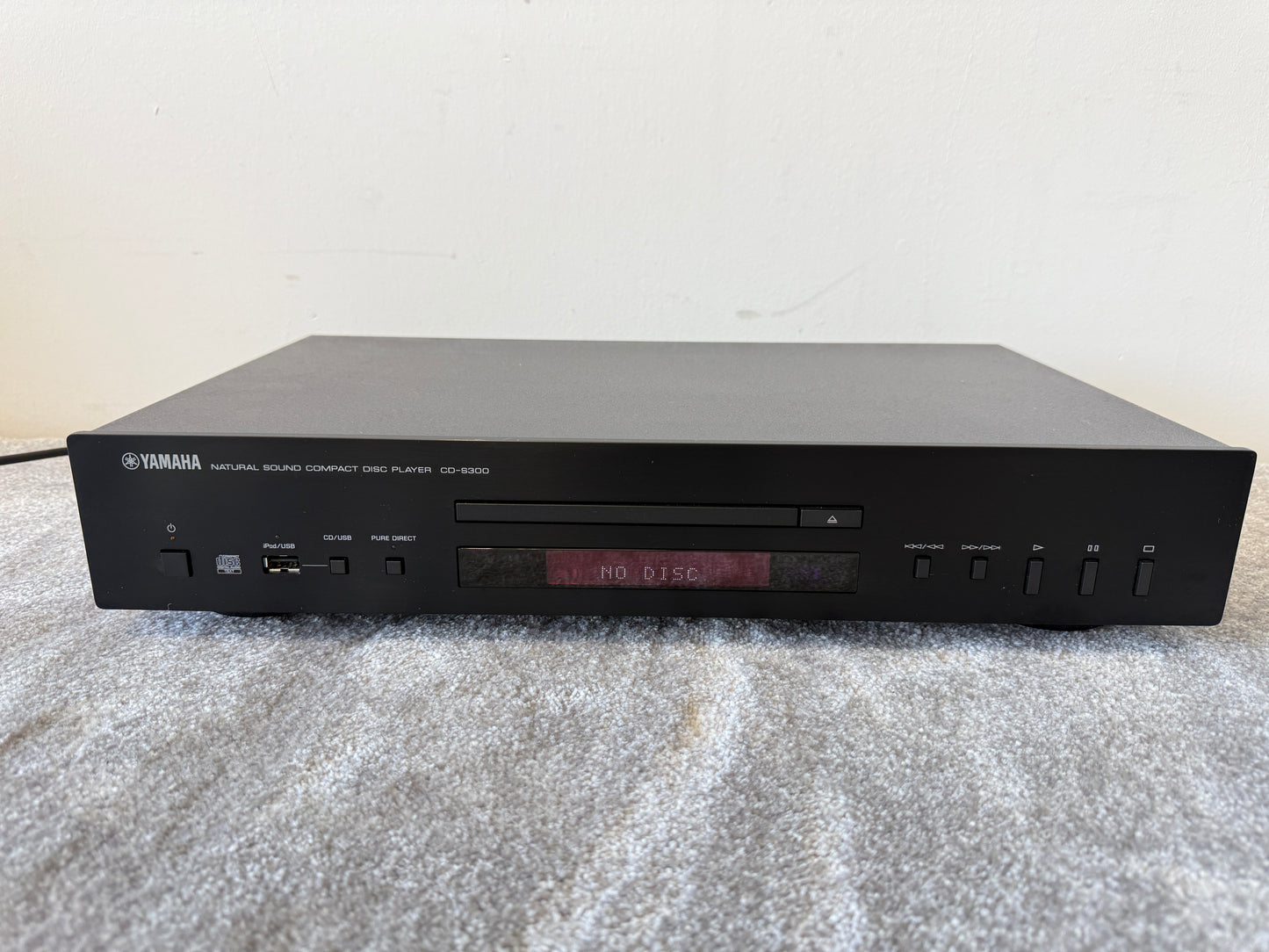 Yamaha CD-S300 Natural Sound CD Player – High-Precision Playback, USB Input Excellent