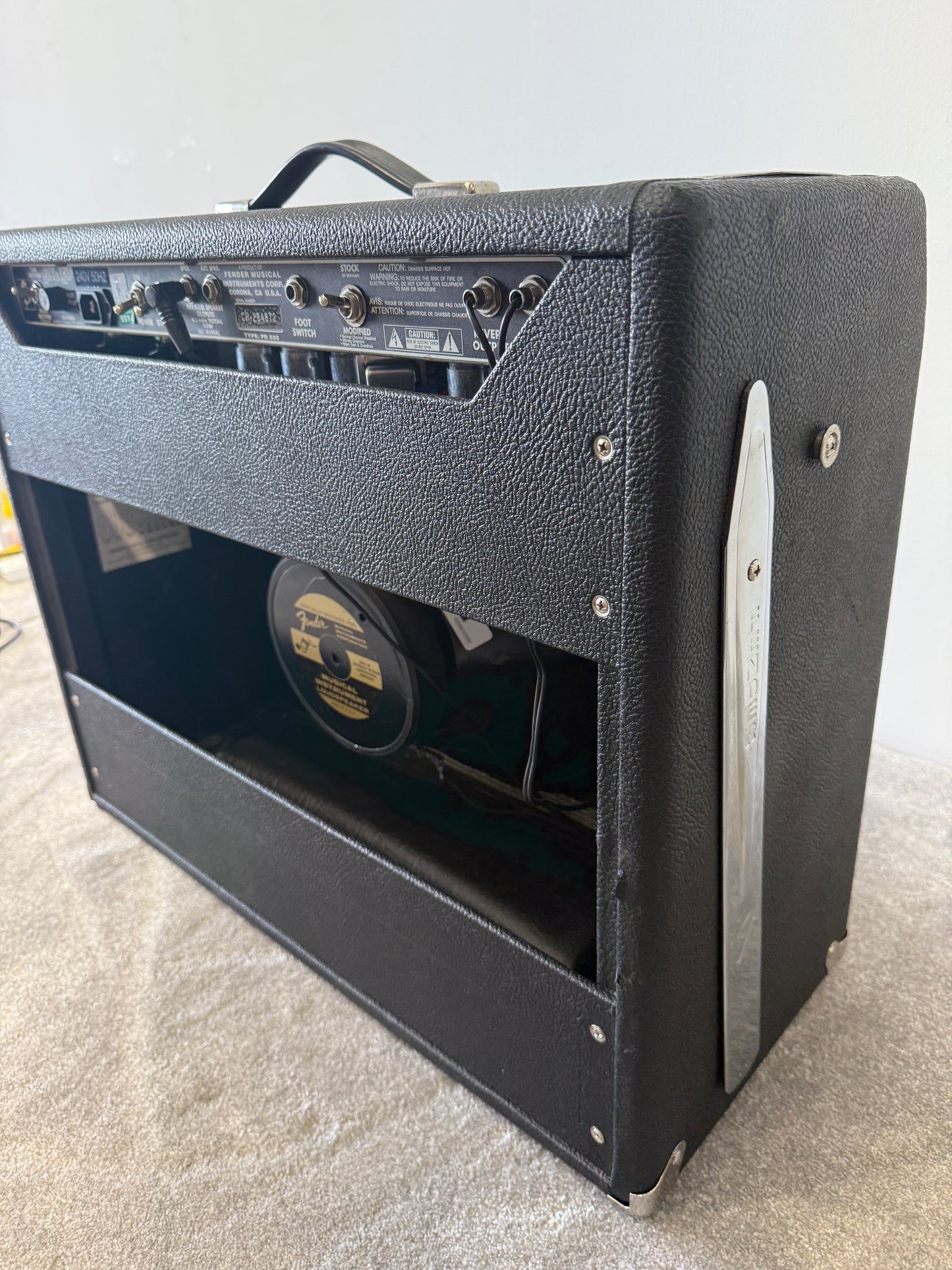Fender '64 Vibroverb Custom Reissue Combo Amp – Hand-Wired, Excellent Condition, Vintage Tone