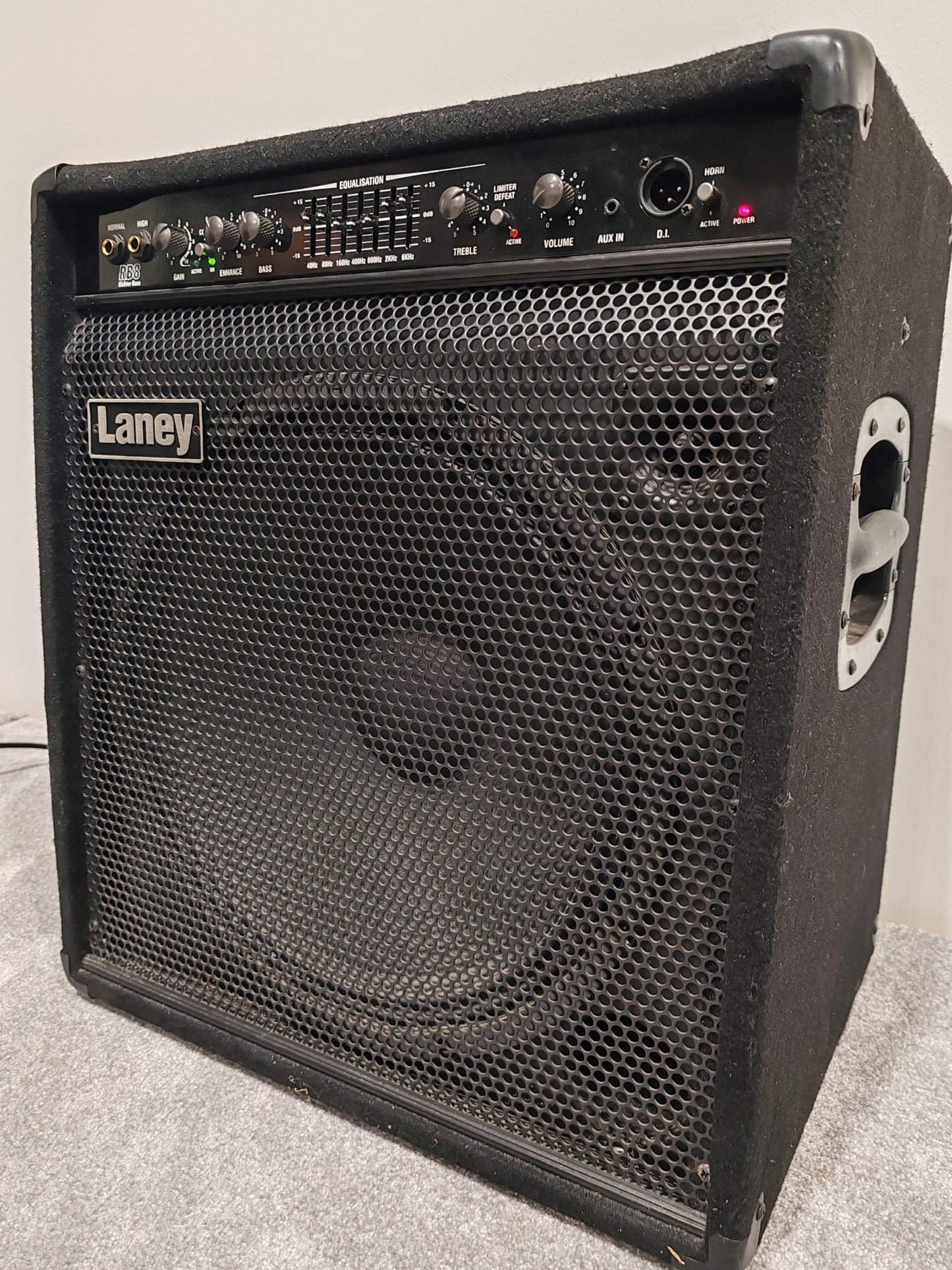 Laney RB8 - 300 watt Bass Combo Amplifier With 15" Celestion Speaker