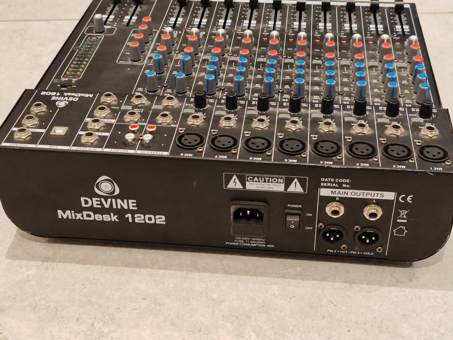 DEVINE MixDesk 1202 - Professional 12 Channel Mixer With Built in EQ