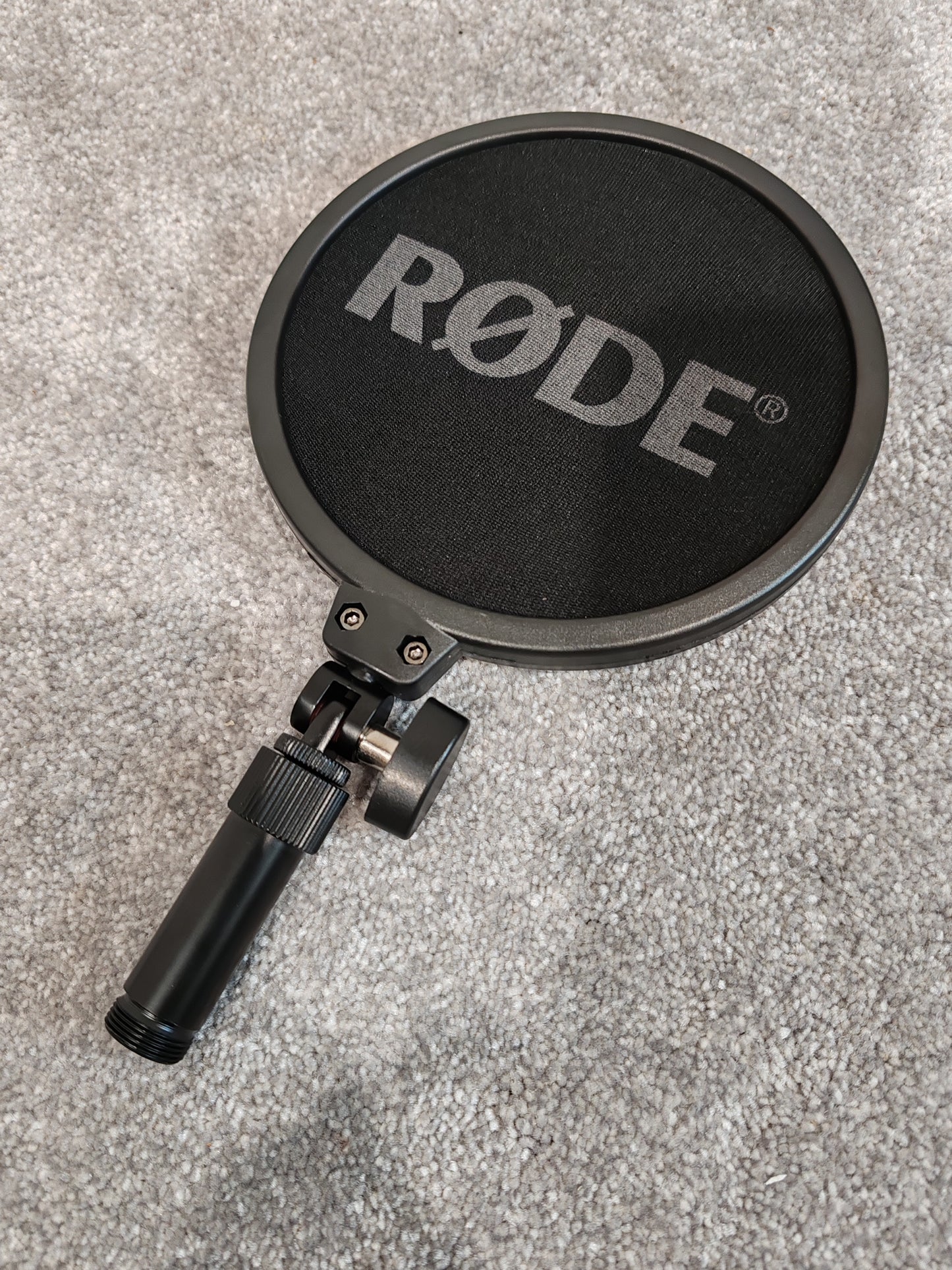 Rode NT1 5th Generation Condenser Microphone w/ Shock Mount, Pop Filter, XLR Cable