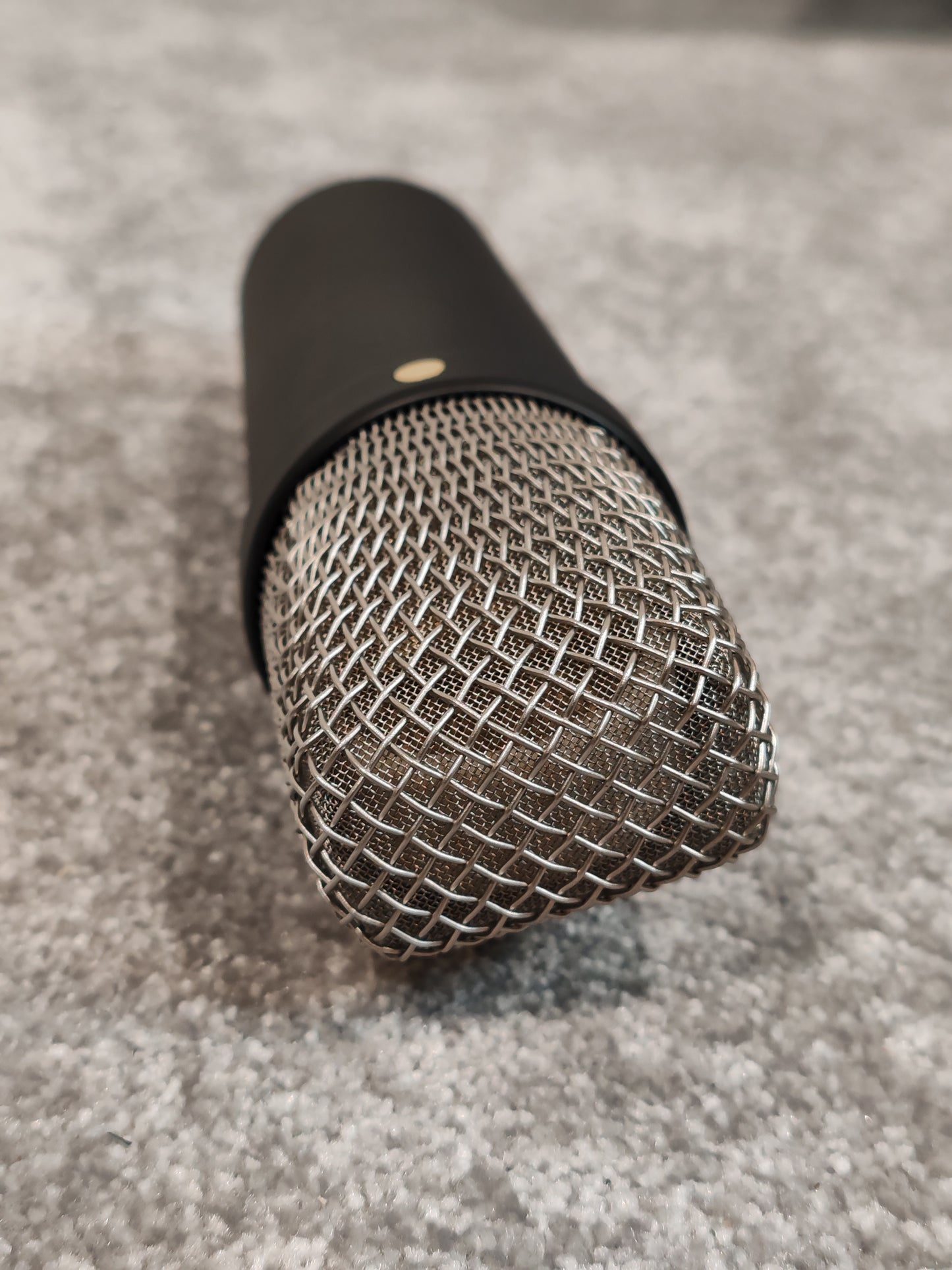 Rode NT1 5th Generation Condenser Microphone w/ Shock Mount, Pop Filter, XLR Cable