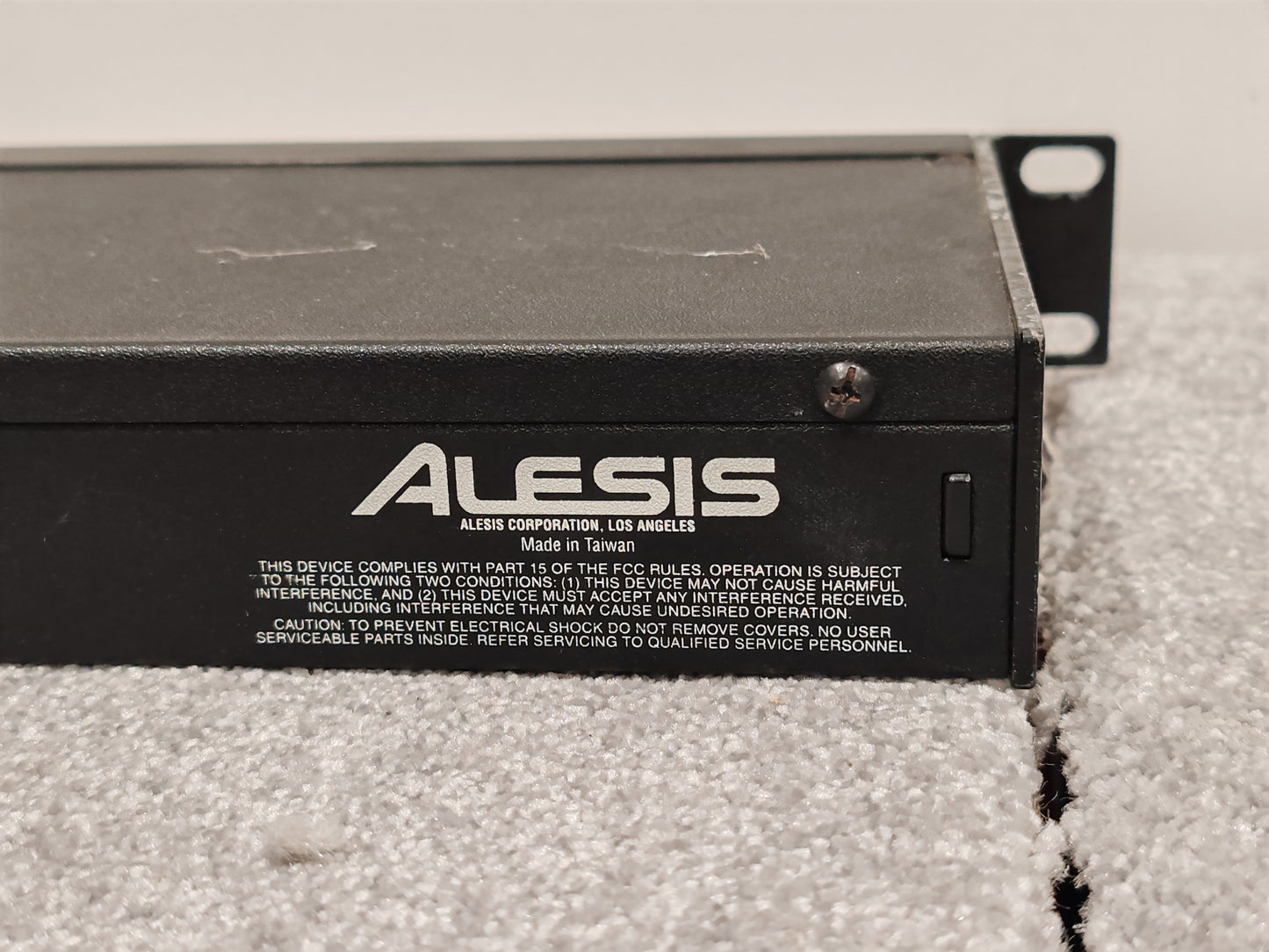 Alesis MidiVerb 4 - Advanced 18 Bit Fully Integrated Signal Processing