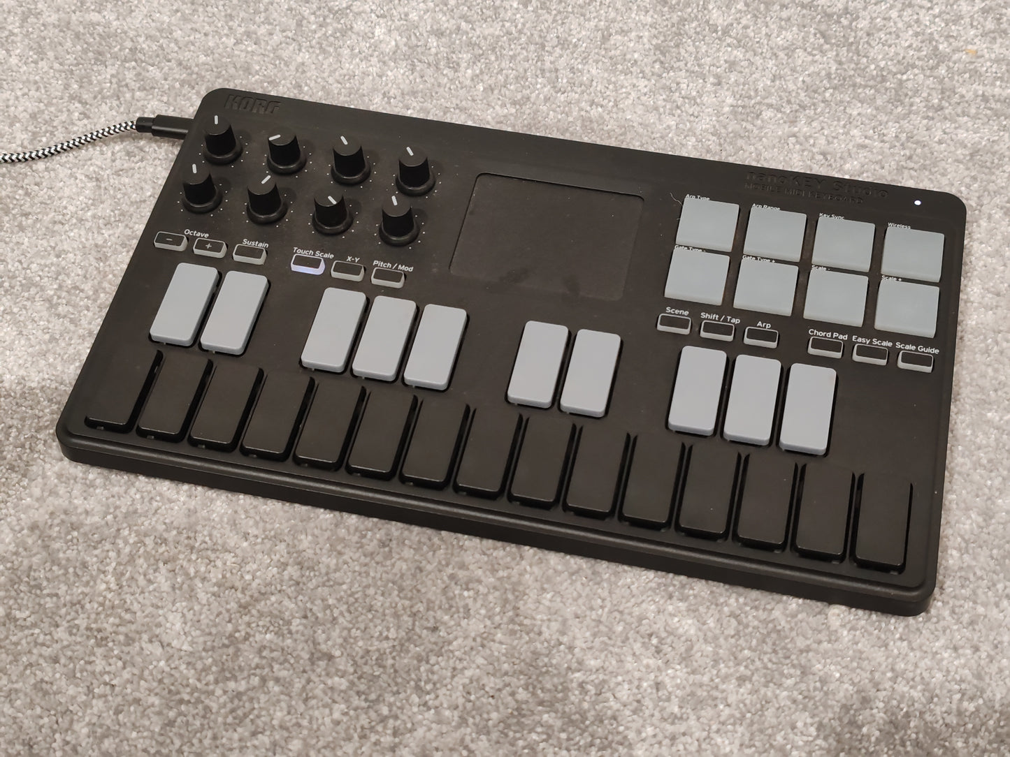 Korg nanoKey Studio - Compact Mobile MIDI Keyboard - 25 Keys