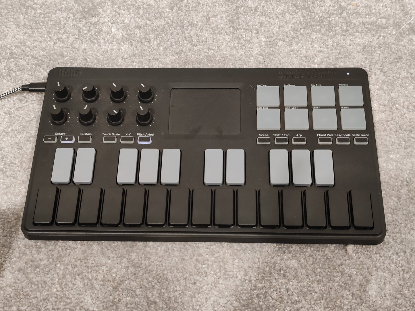 Korg nanoKey Studio - Compact Mobile MIDI Keyboard - 25 Keys