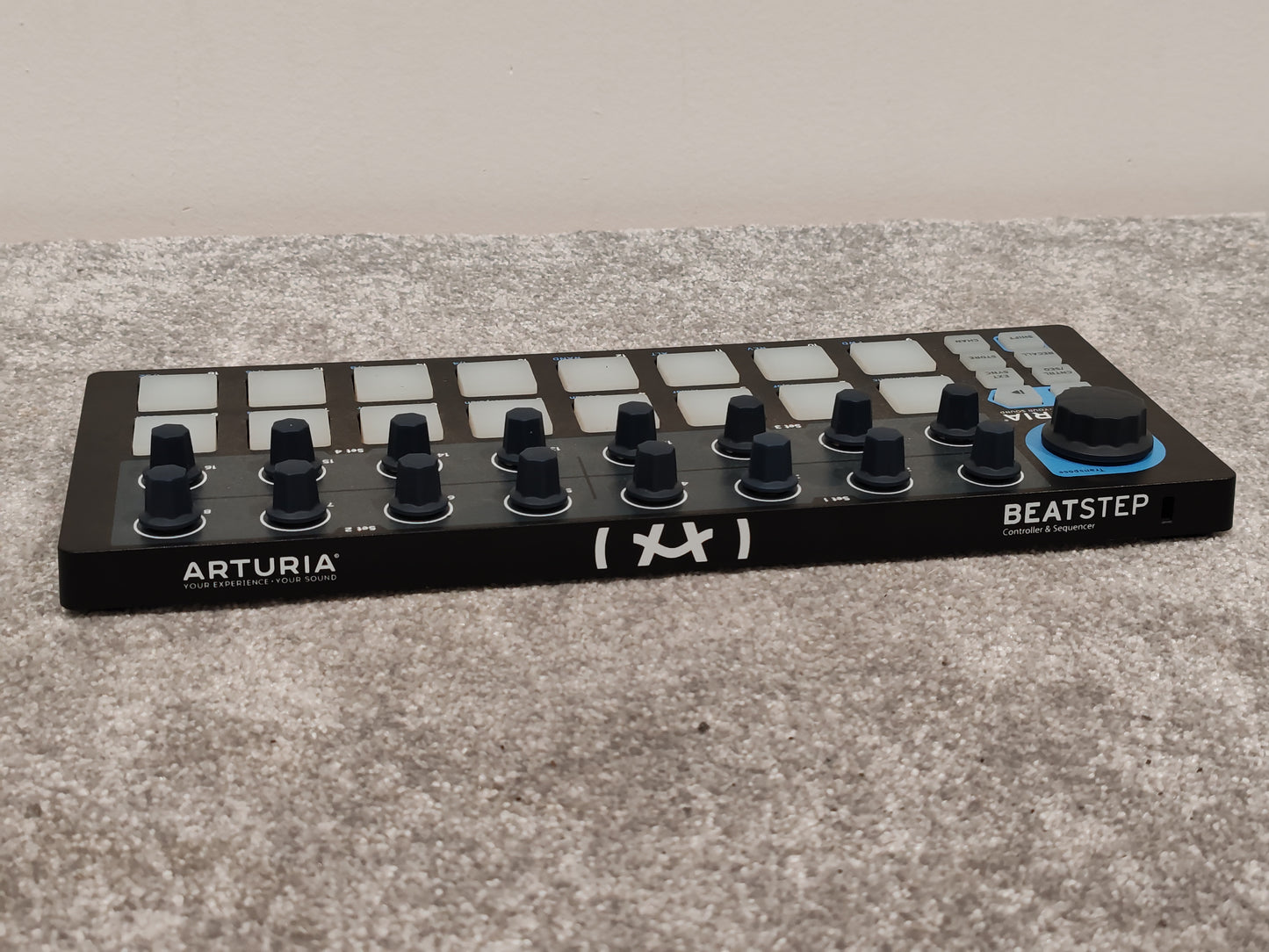 Arturia Beatstep Compact Controller and Sequencer